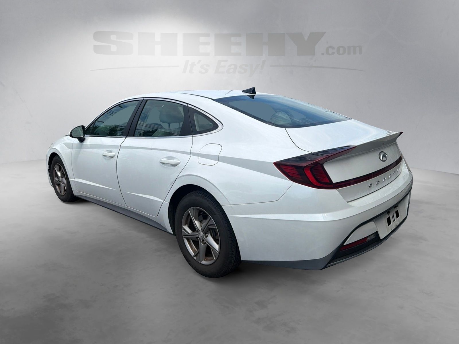 Used 2020 Quartz White Hyundai SE image 14