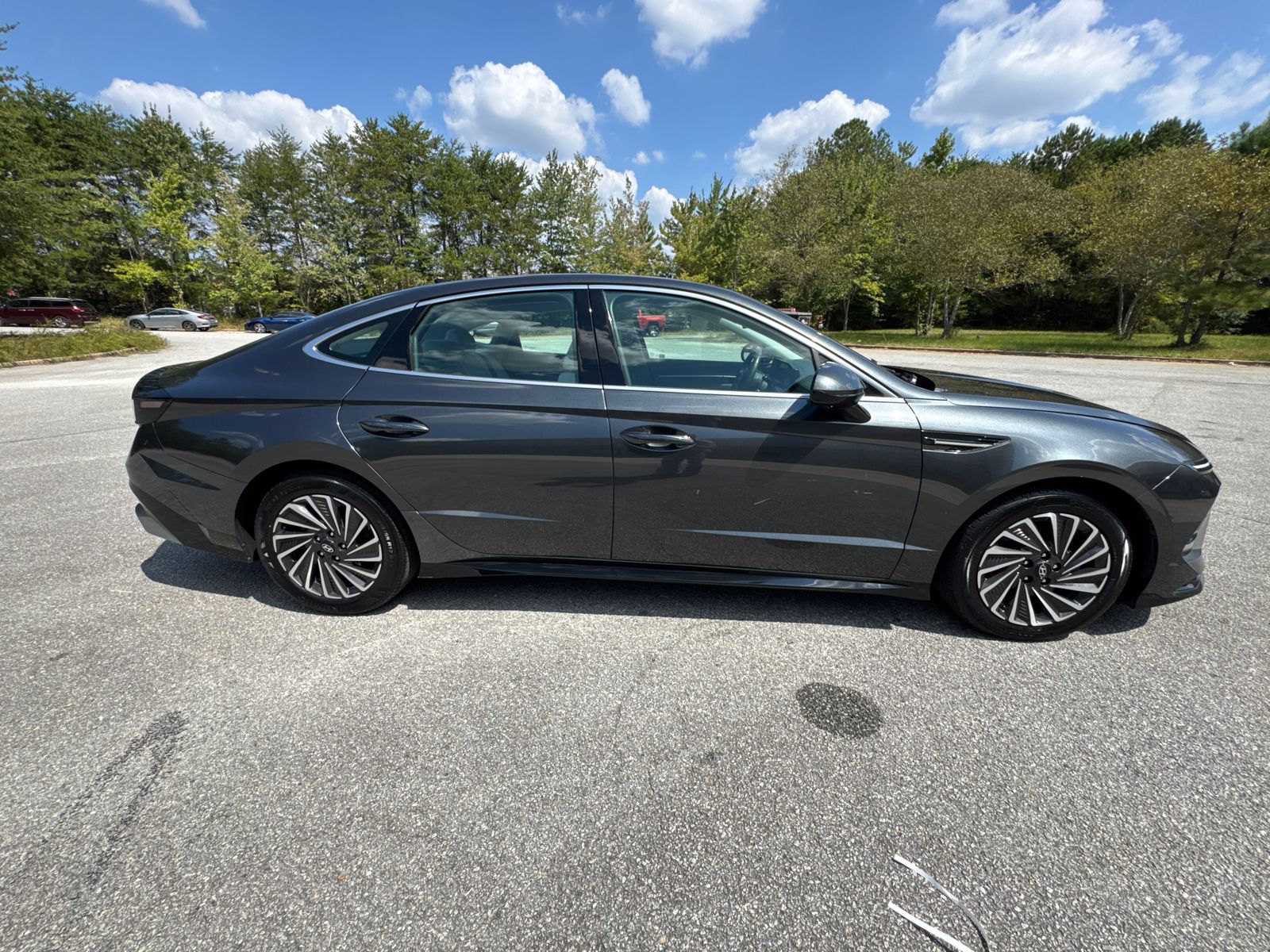 2024 Hyundai Sonata Hybrid SEL photo 4