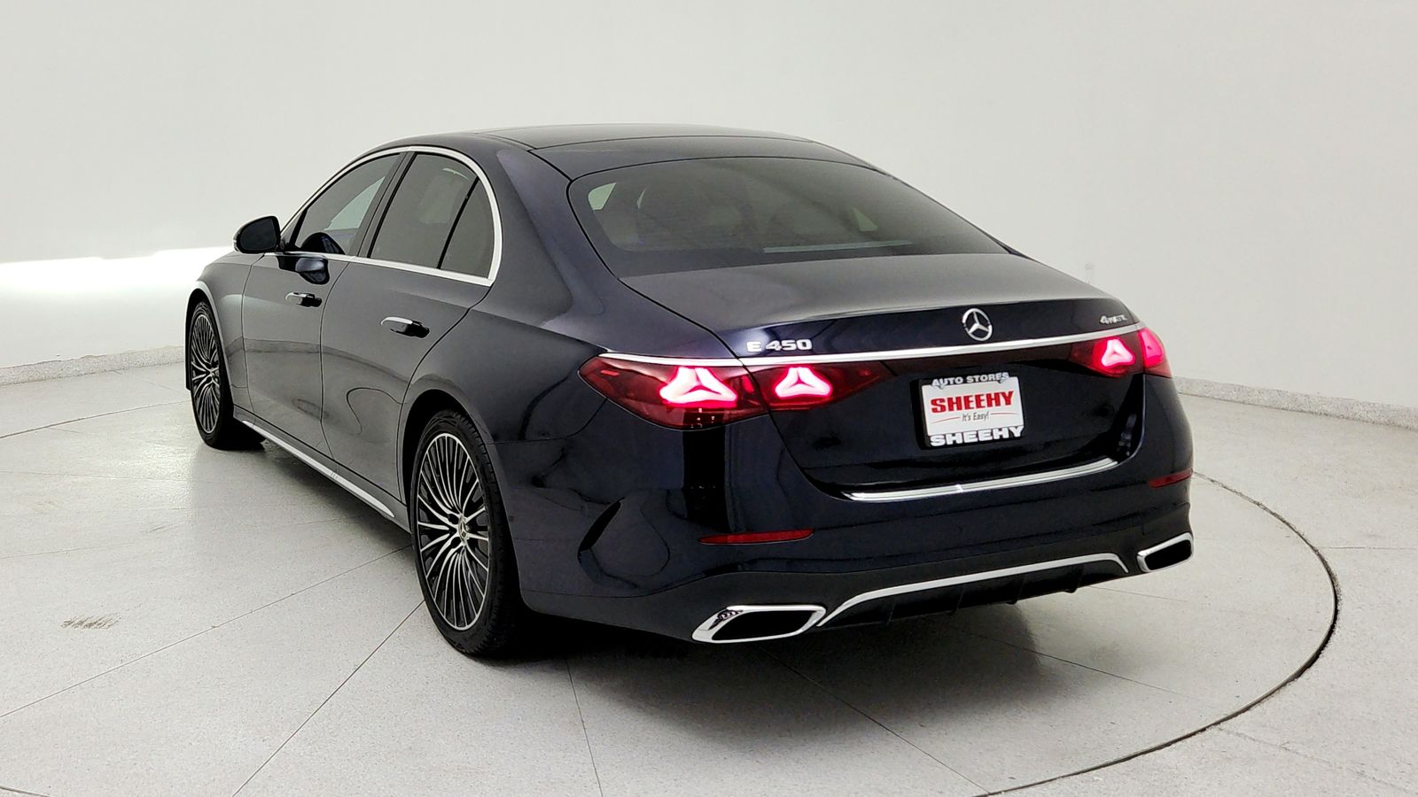 Used 2025 Blue Mercedes-Benz E 450 image 5