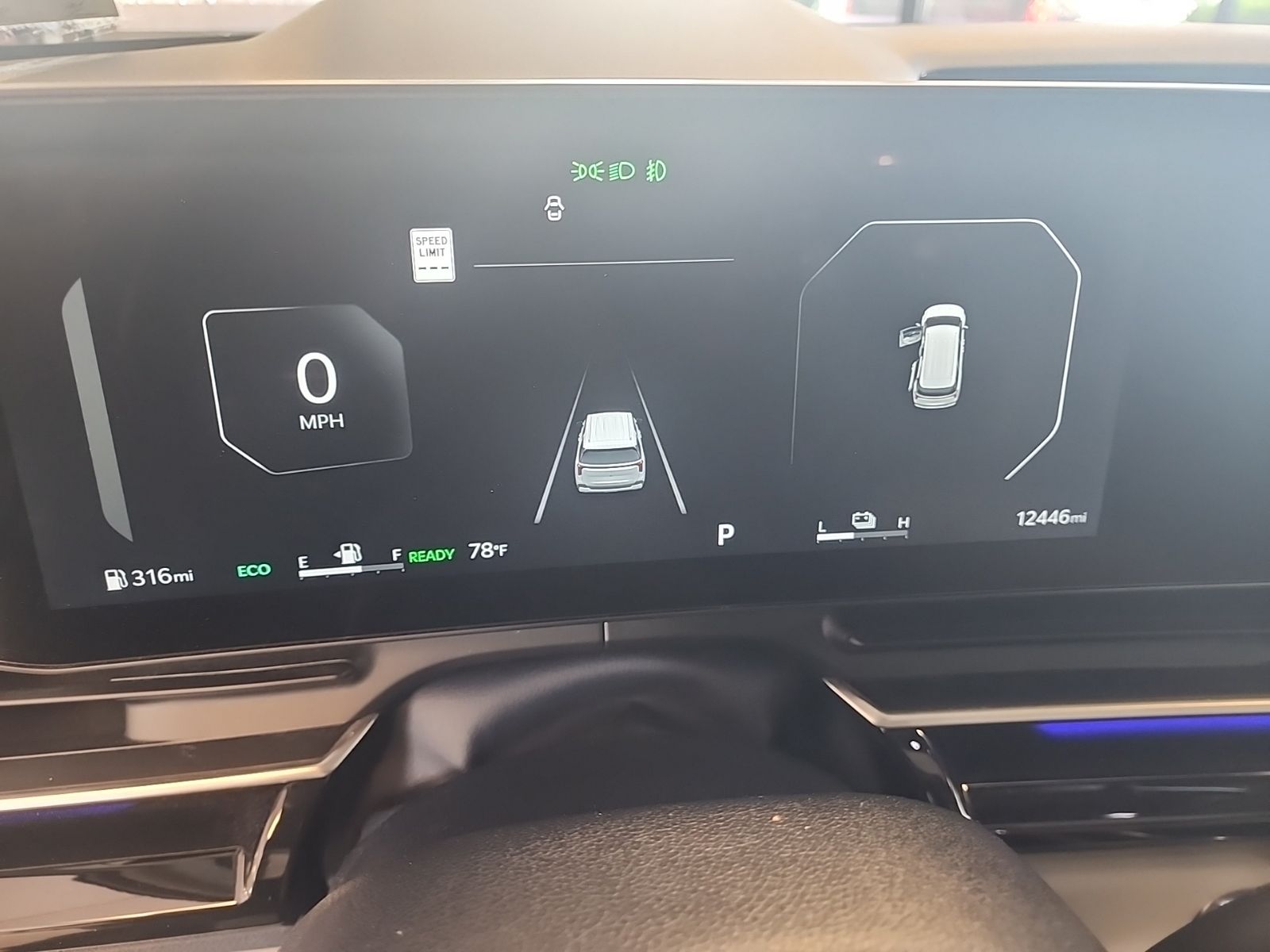 Used 2025 Ceramic Silver Kia SX Prestige image 6