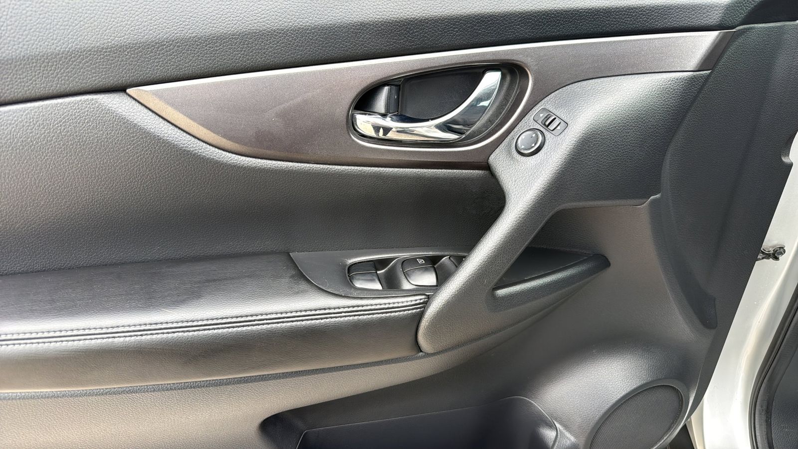 Used Car 2015 Nissan Rogue  Sv For Sale Under $20,000 In Austin, Texas