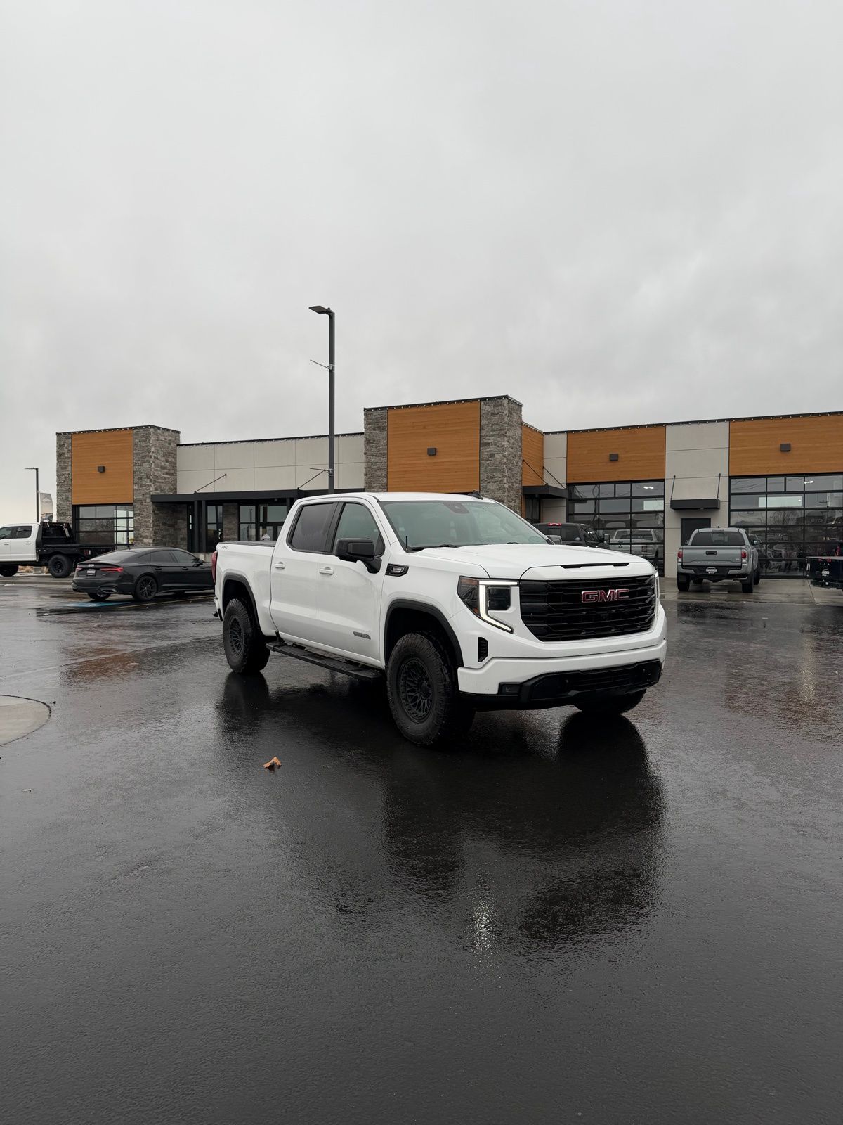 2022 GMC Sierra 1500 Elevation's photo