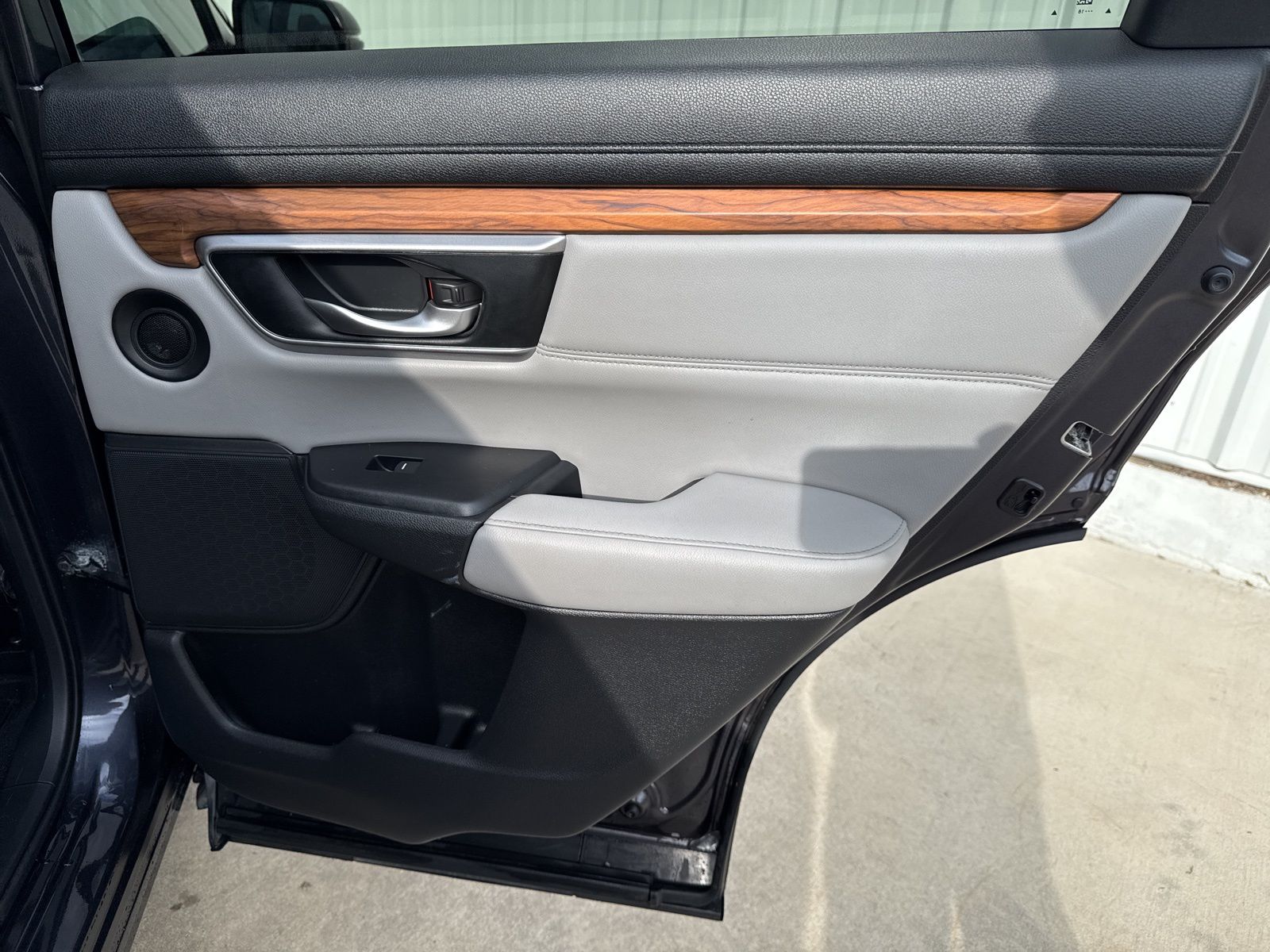 Used Car 2018 Honda Cr-v  Ex-l For Sale Under $25,000 In Austin, Texas