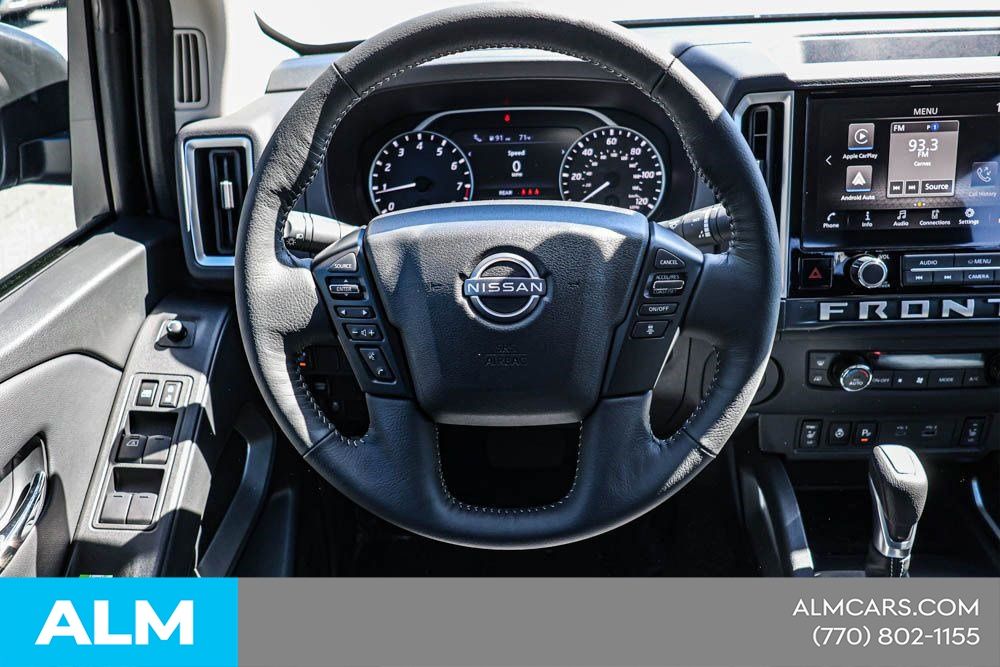 Used 2025 White Nissan SV image 28