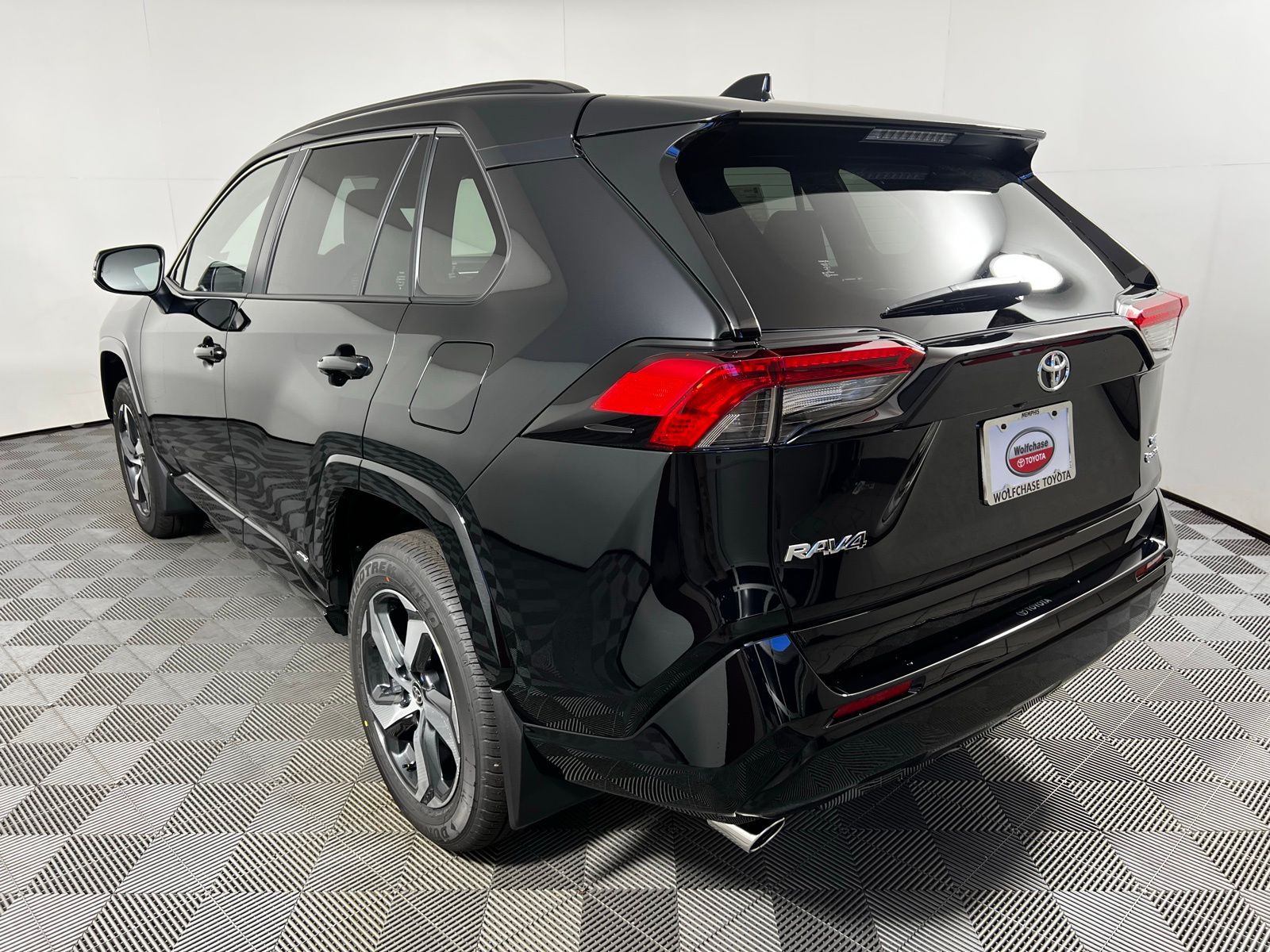 Thumbnail: 2025 Toyota RAV4 - 7