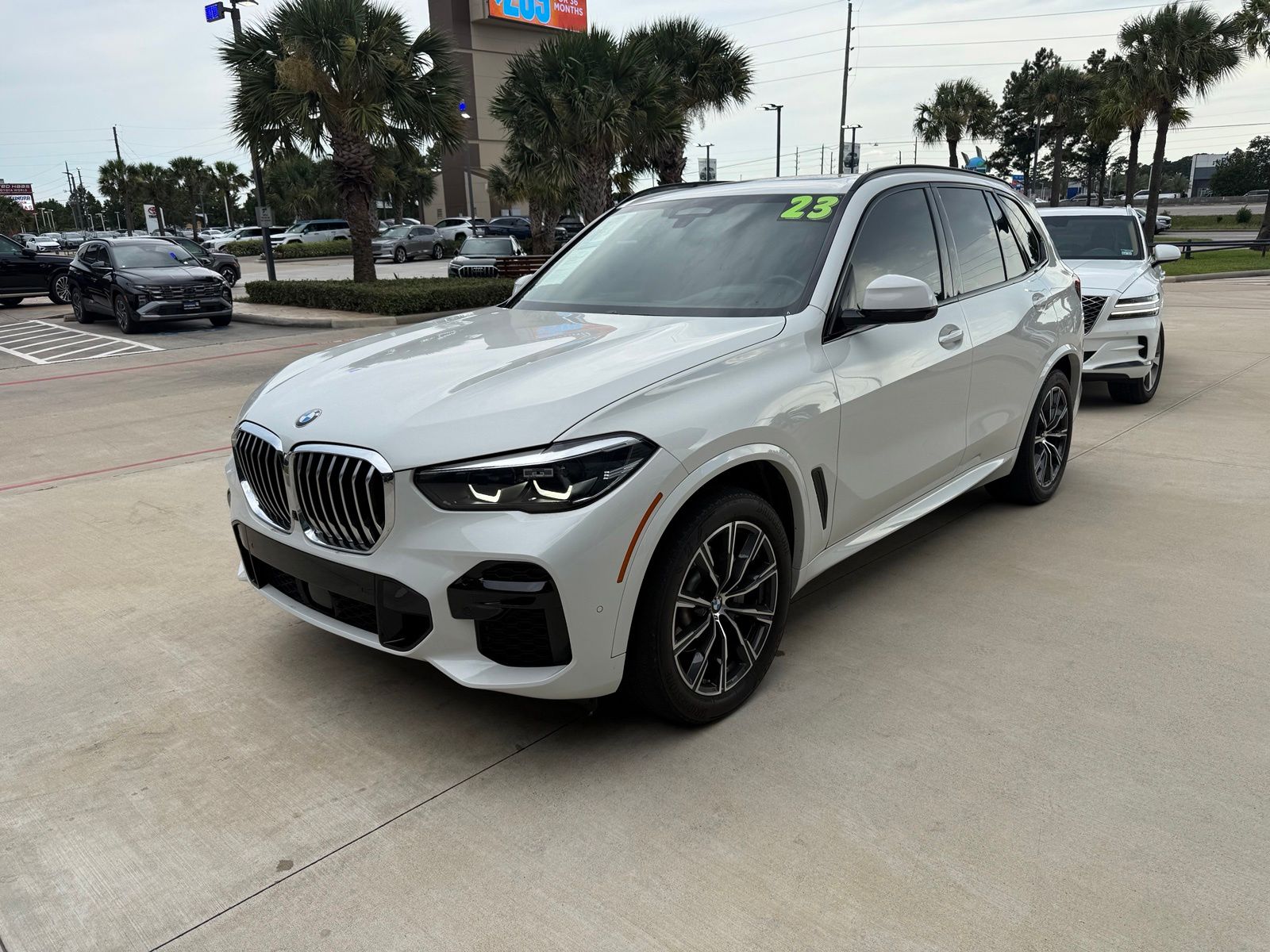 2023 BMW X5 xDrive40i White at Westside Lexus