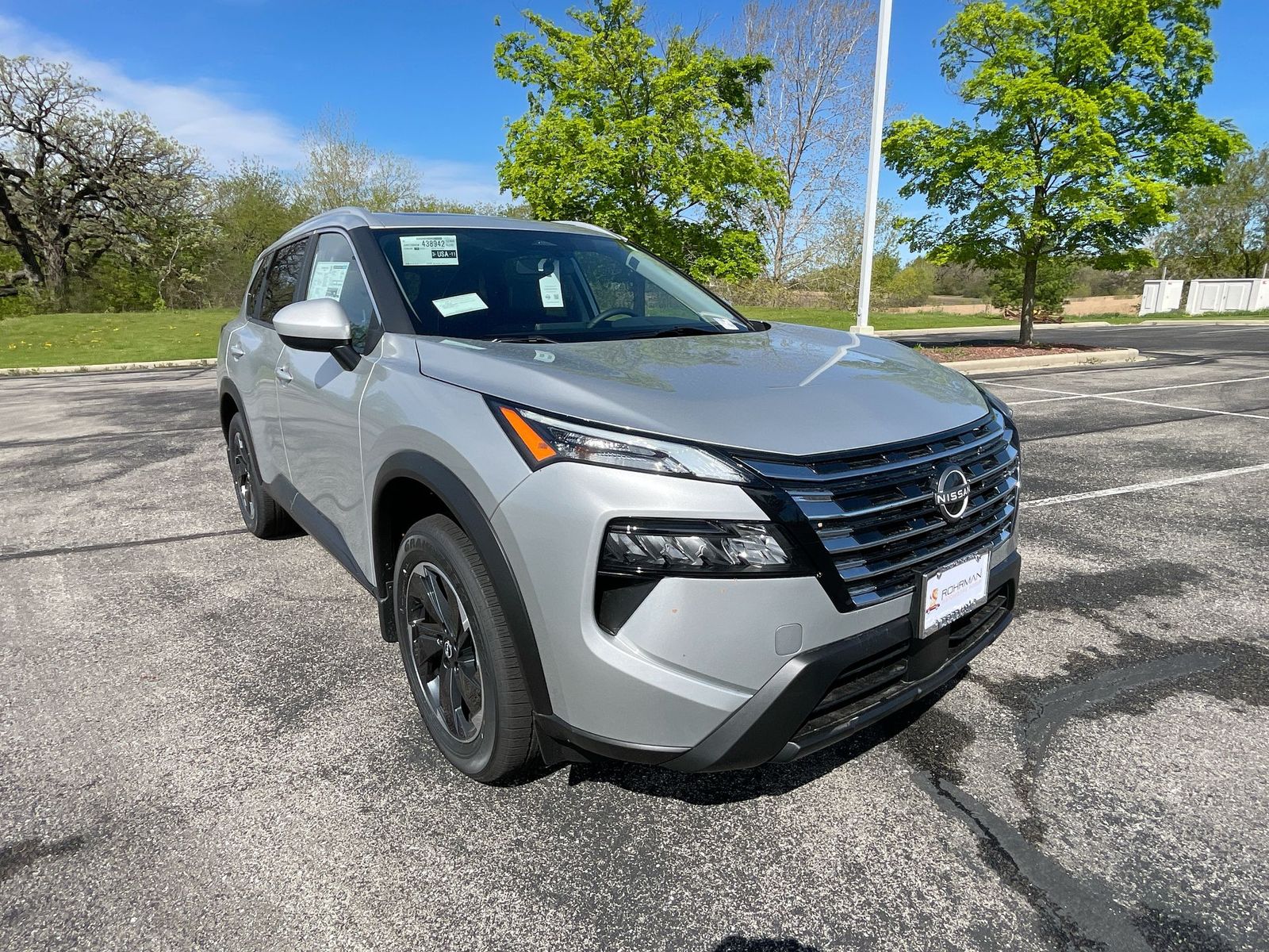 2024 Nissan Rogue SV 42