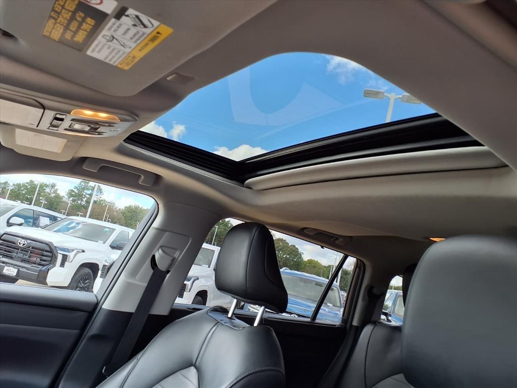 2021 Toyota Highlander XLE Gray at Gullo Toyota