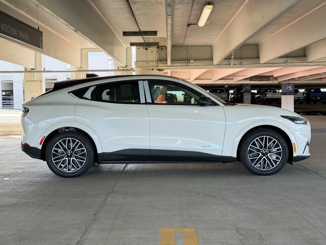 New 2026 Star White Metallic Tri-coat Ford Premium image 7