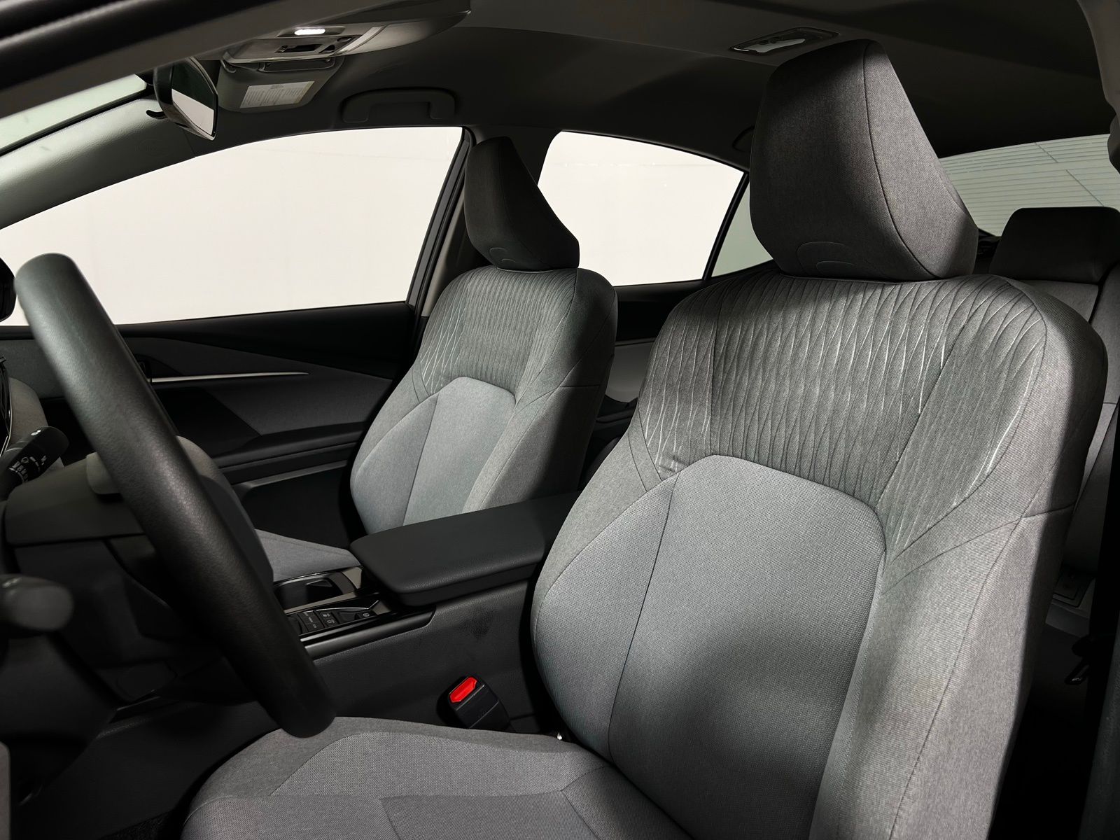 2025 Toyota Camry LE 10