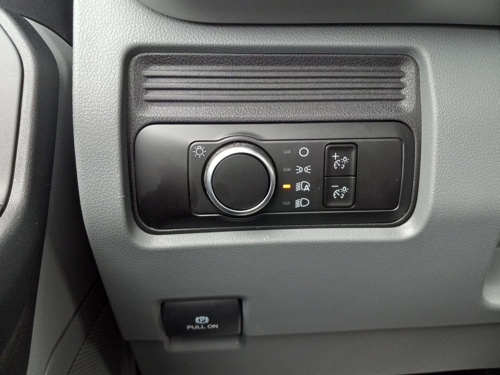 2026 Ford F-550SD image 17