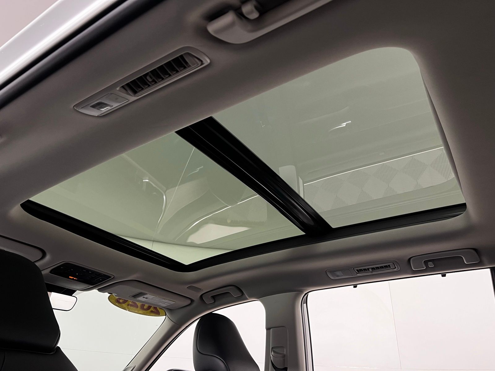 Thumbnail: 2026 Toyota Grand Highlander - 27