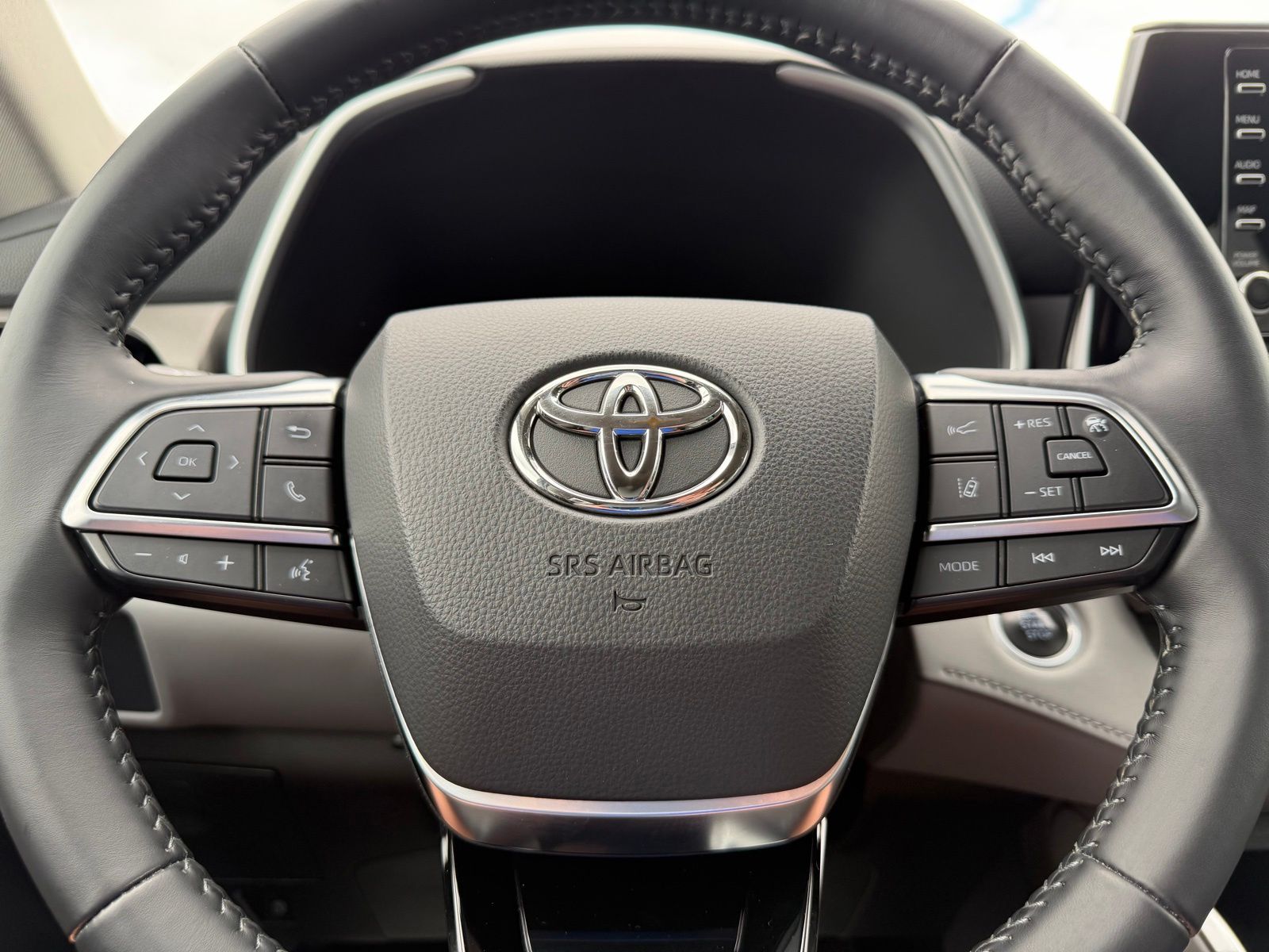 2021 Toyota Highlander image 20
