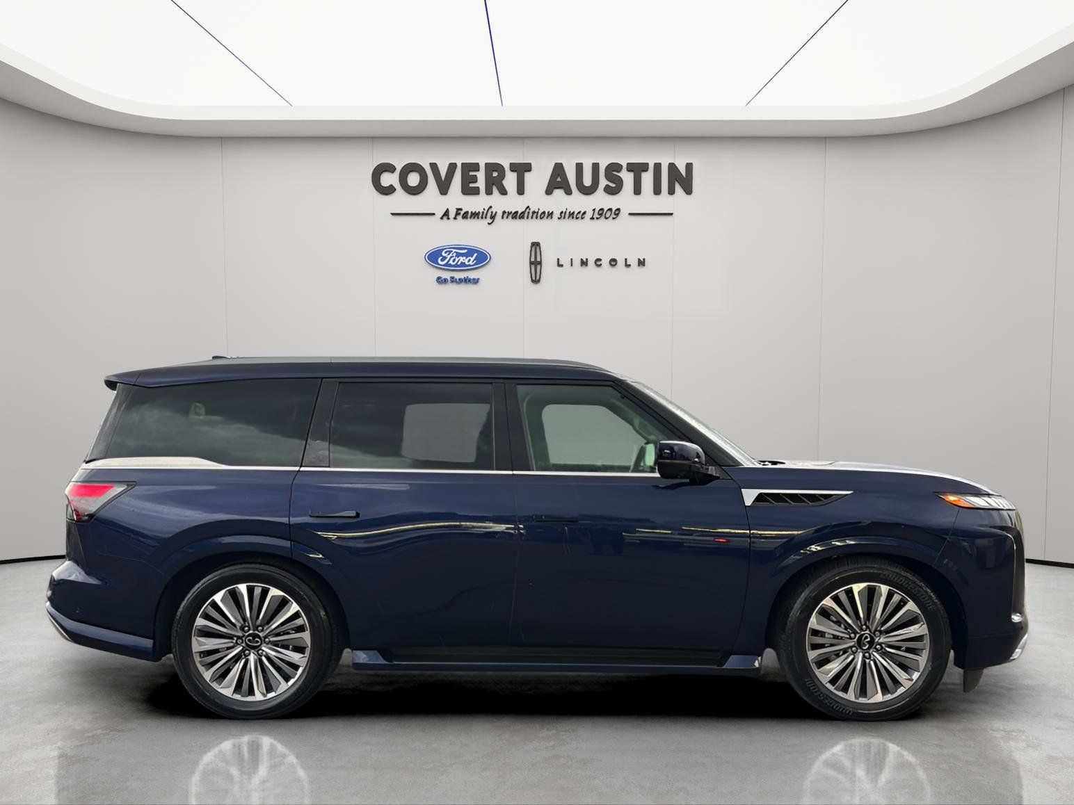 Used Car 2025 Infiniti Qx80  Luxe For Sale Under $80,000 In Austin, Texas