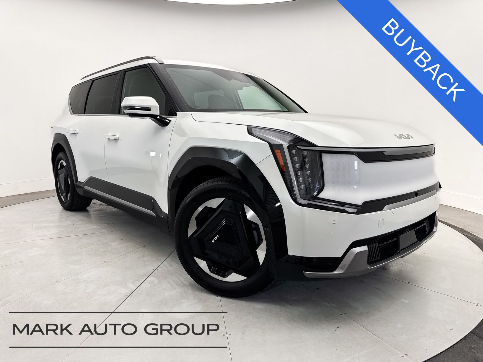 2024 Kia EV9 Land