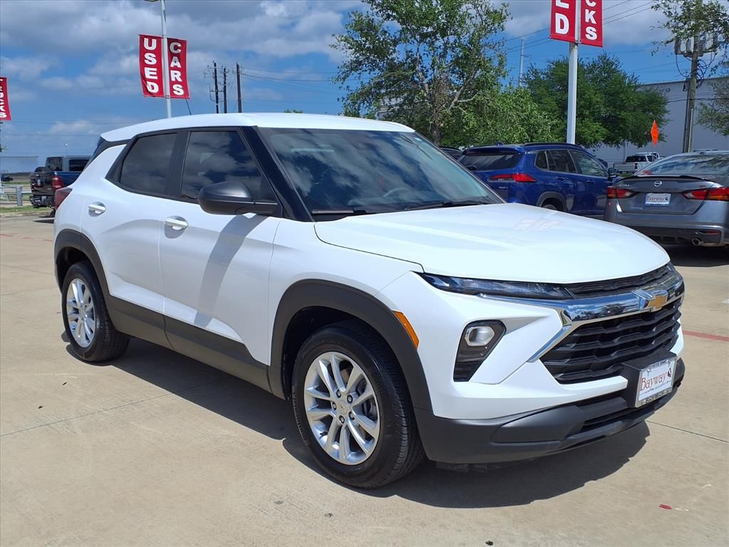 2025 Chevrolet TrailBlazer LS - 2