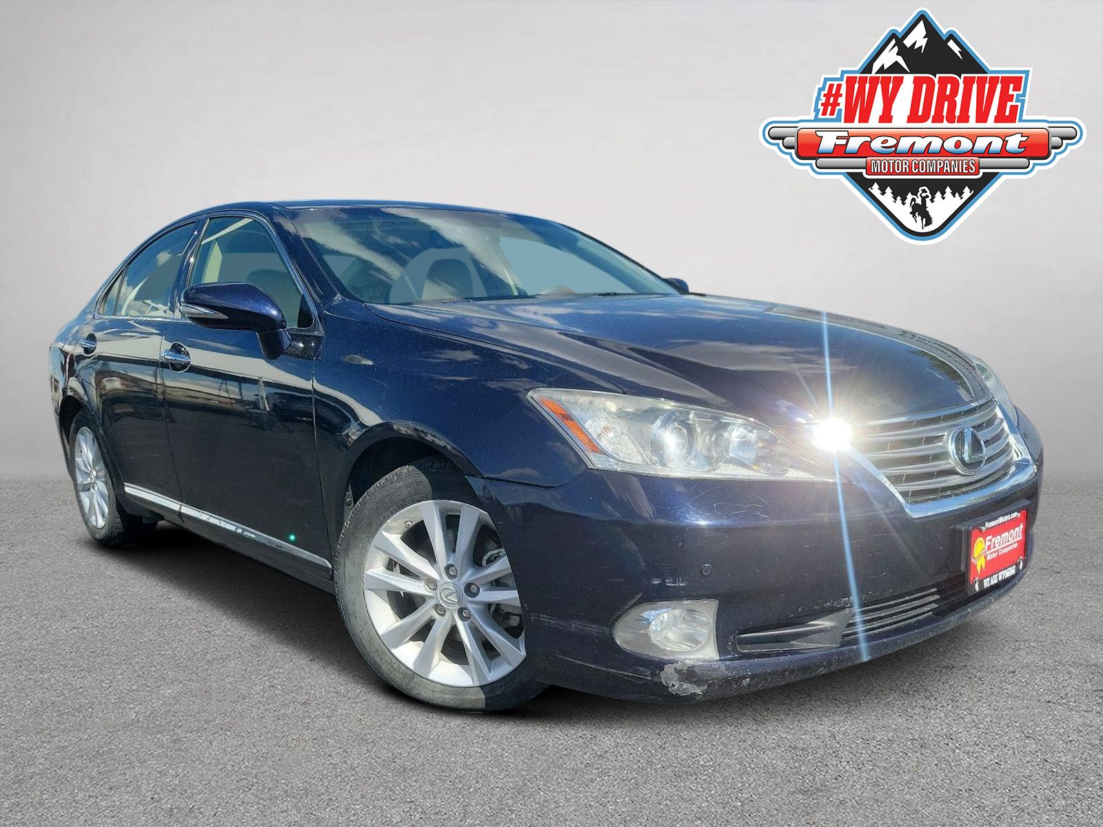 Blue 2010 Lexus ES Sedan Front-Wheel Drive 6-Speed Automatic
