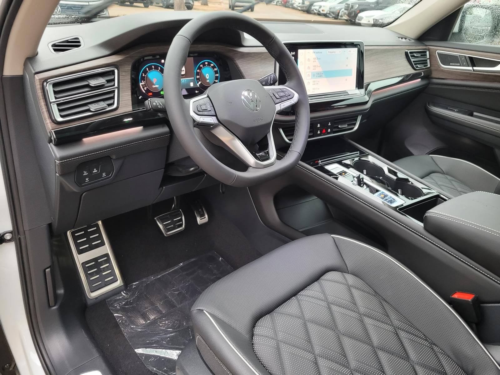 new 2026 Volkswagen Atlas car, priced at $50,395