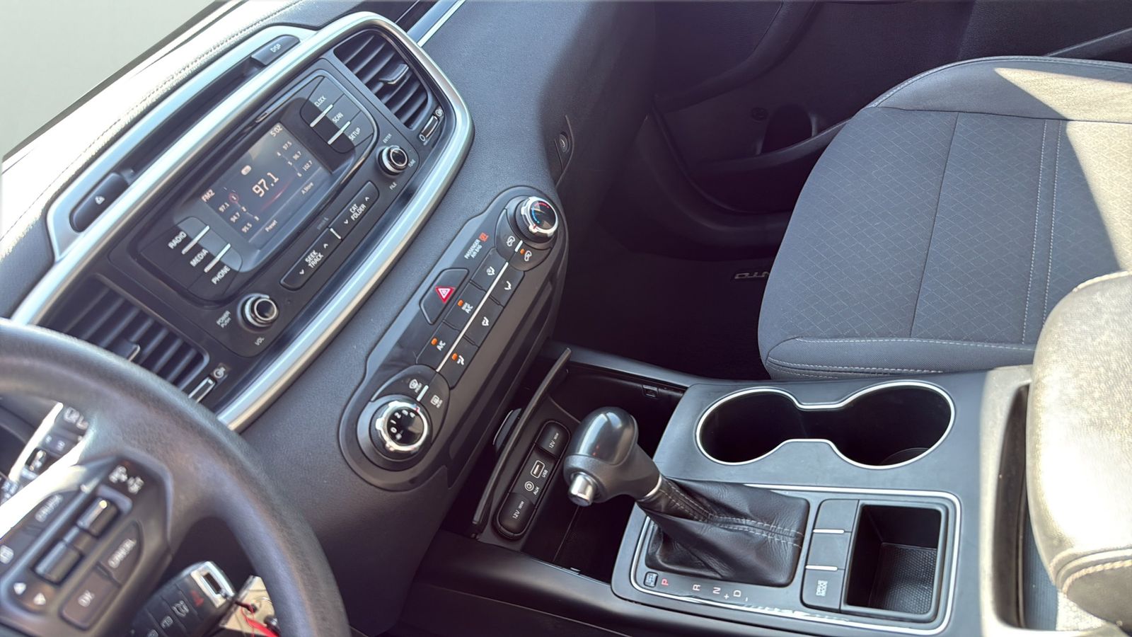 Used Car 2016 Kia Sorento  Lx For Sale Under $12,000 In Austin, Texas