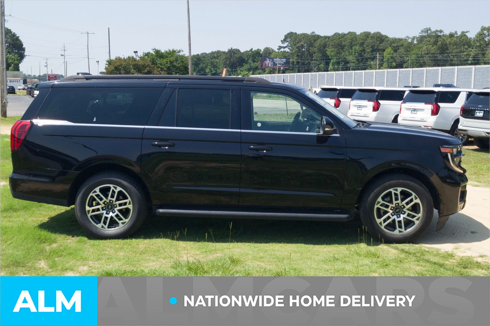 Used 2025 Black Metallic Ford Active image 5