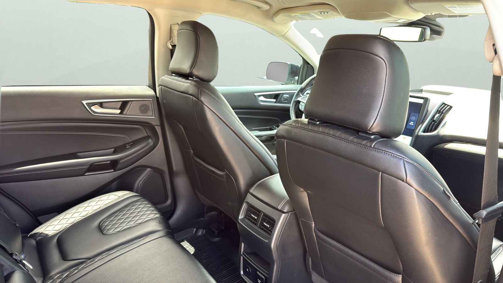 Used Car 2023 Ford Edge  Titanium For Sale Under $30,000 In Austin, Texas
