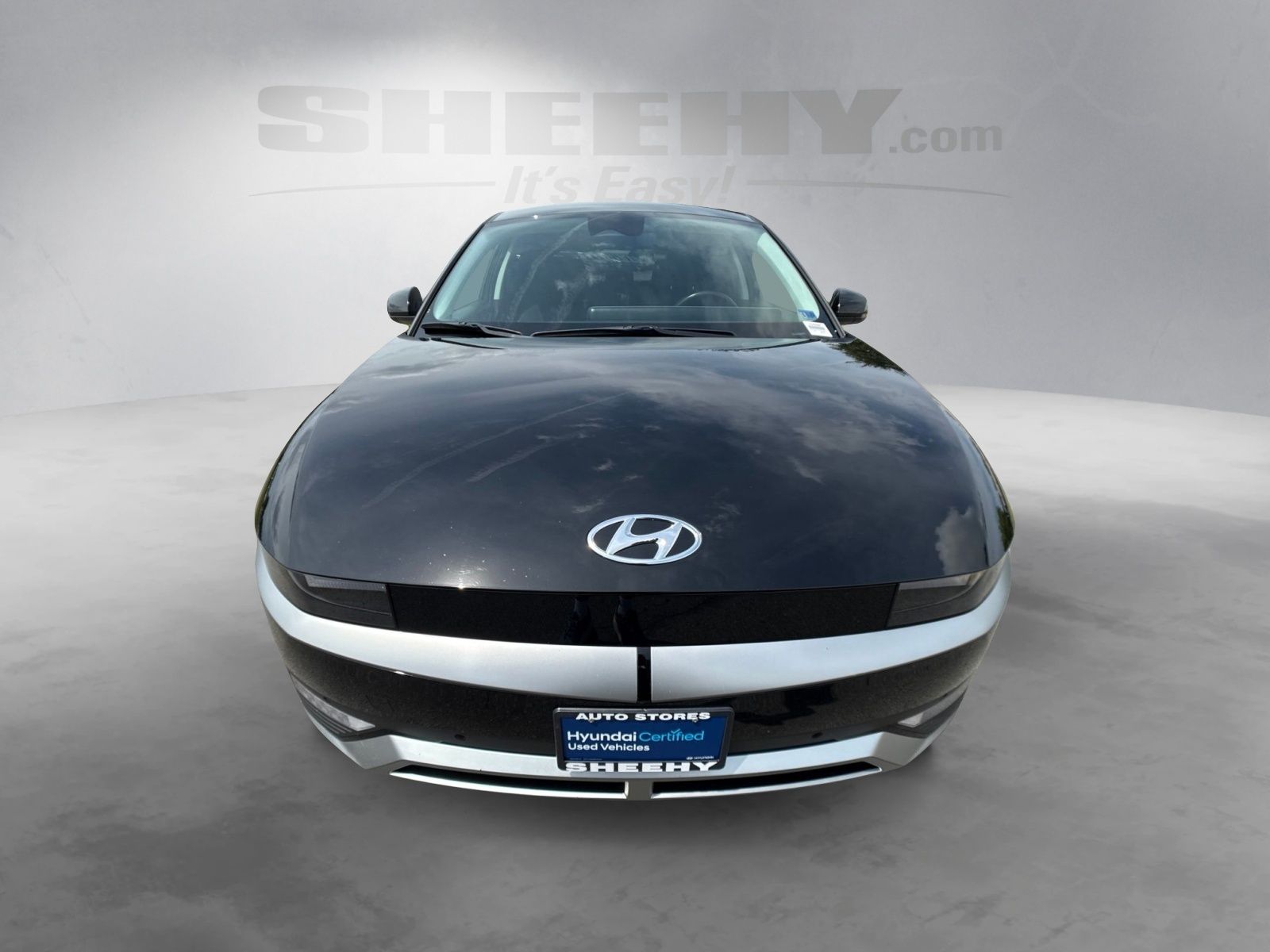 Used 2024 Black Hyundai SEL image 16