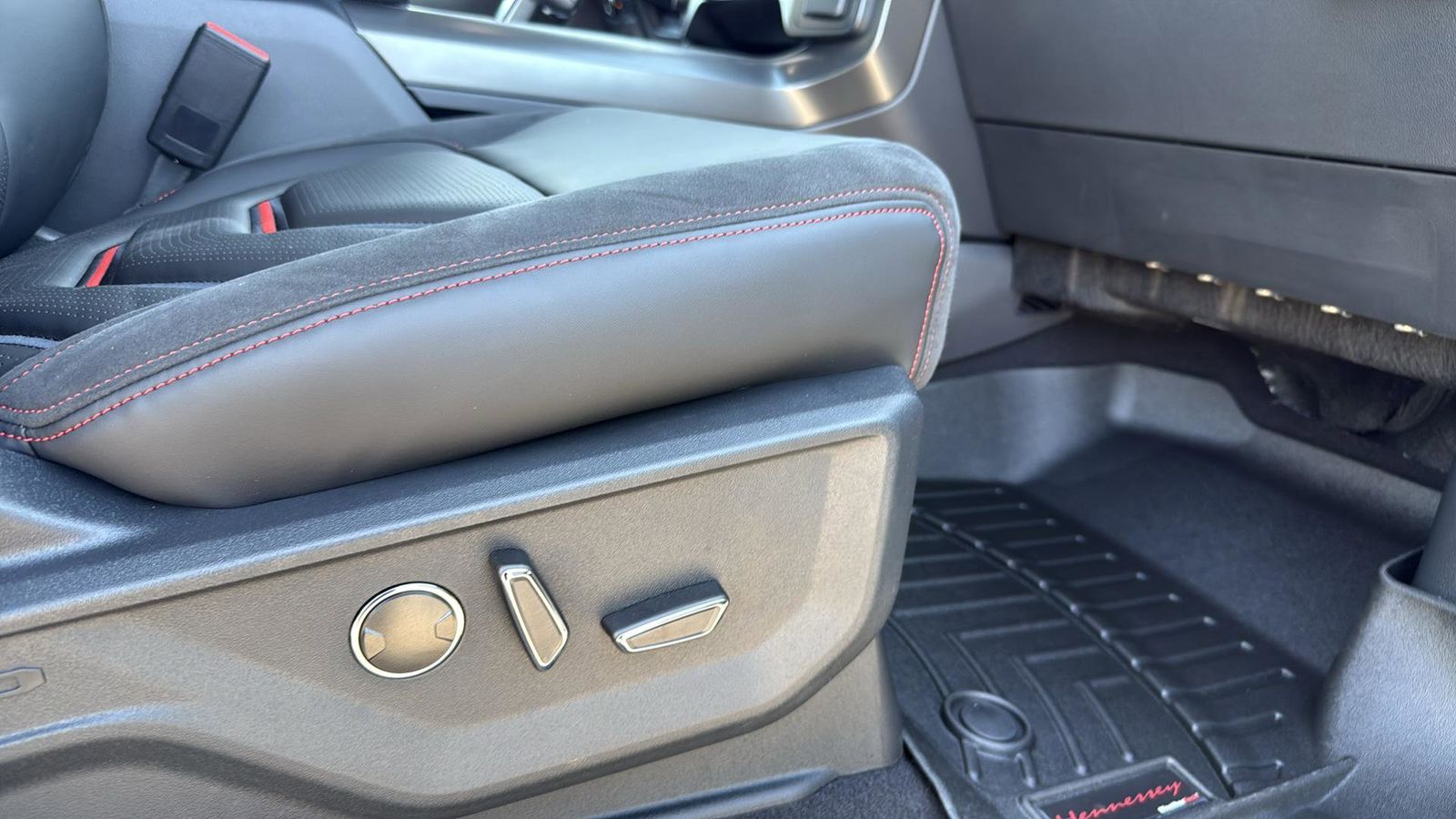 New Car 2025 Ford F-150  Lariat For Sale Under $80,000 In Austin, Texas