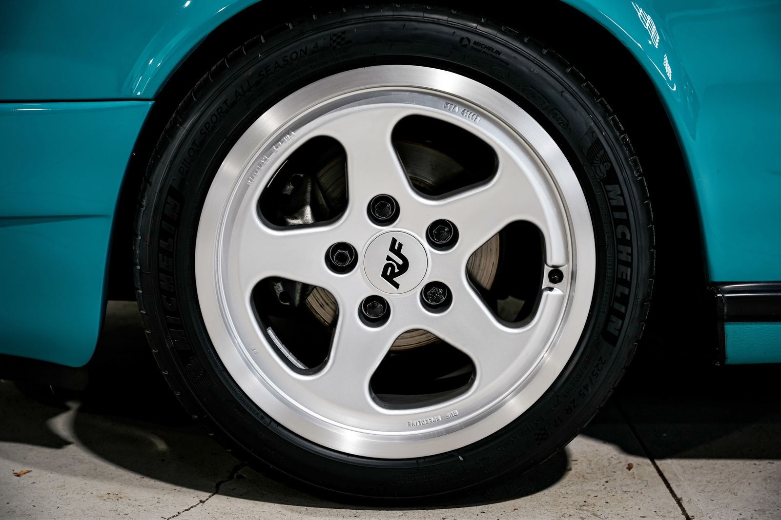 1988 Porsche 911 Carrera — photo 57