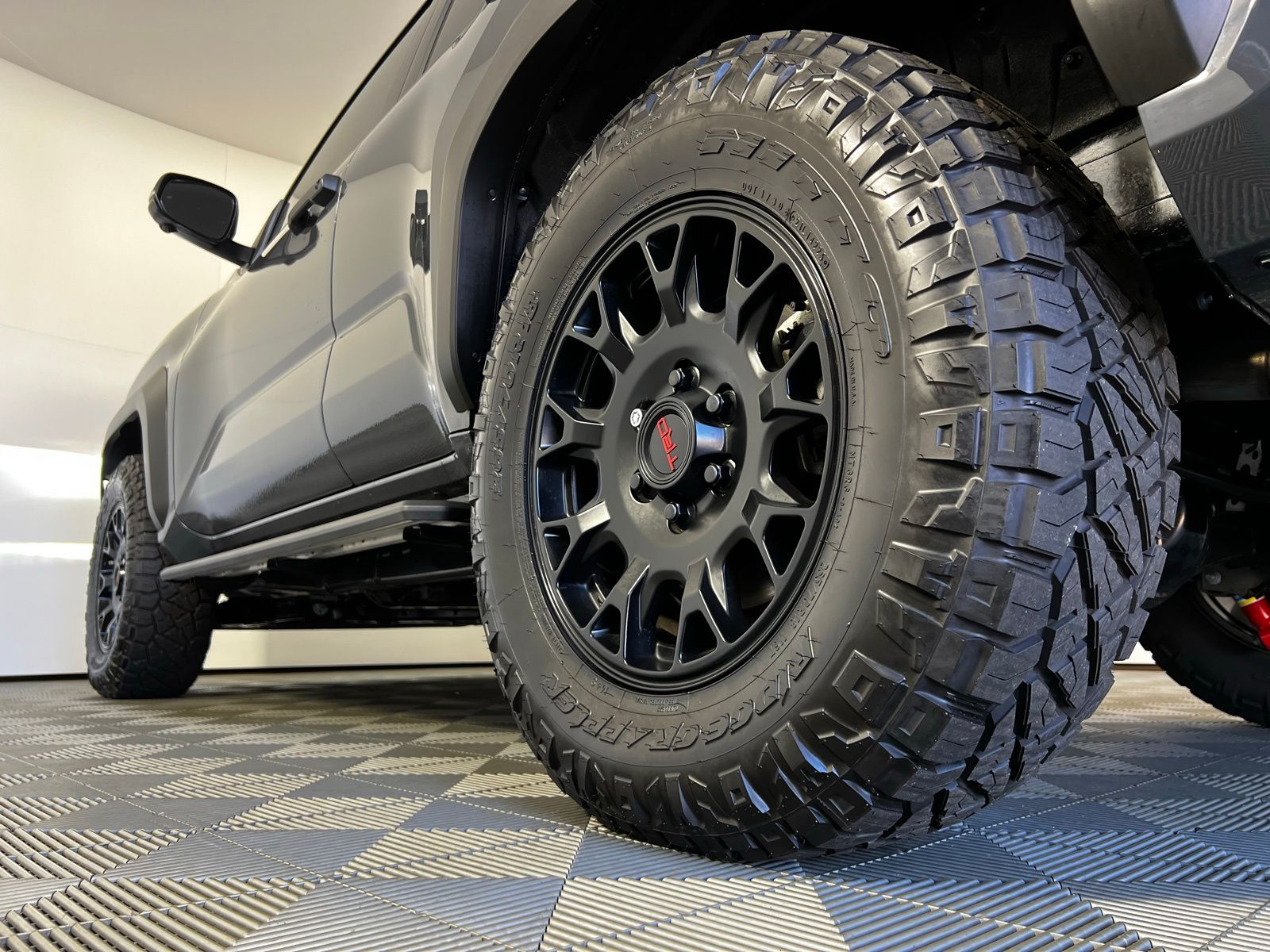 Thumbnail: 2025 Toyota 4Runner - 28