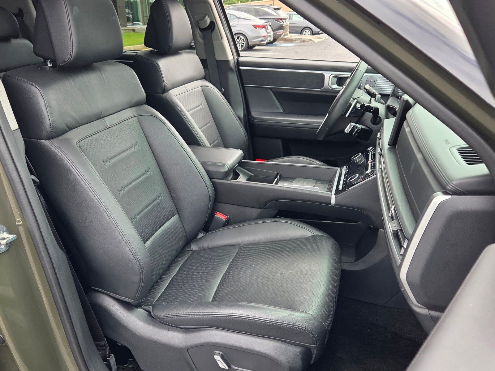 Used 2024 Green Hyundai Limited image 18