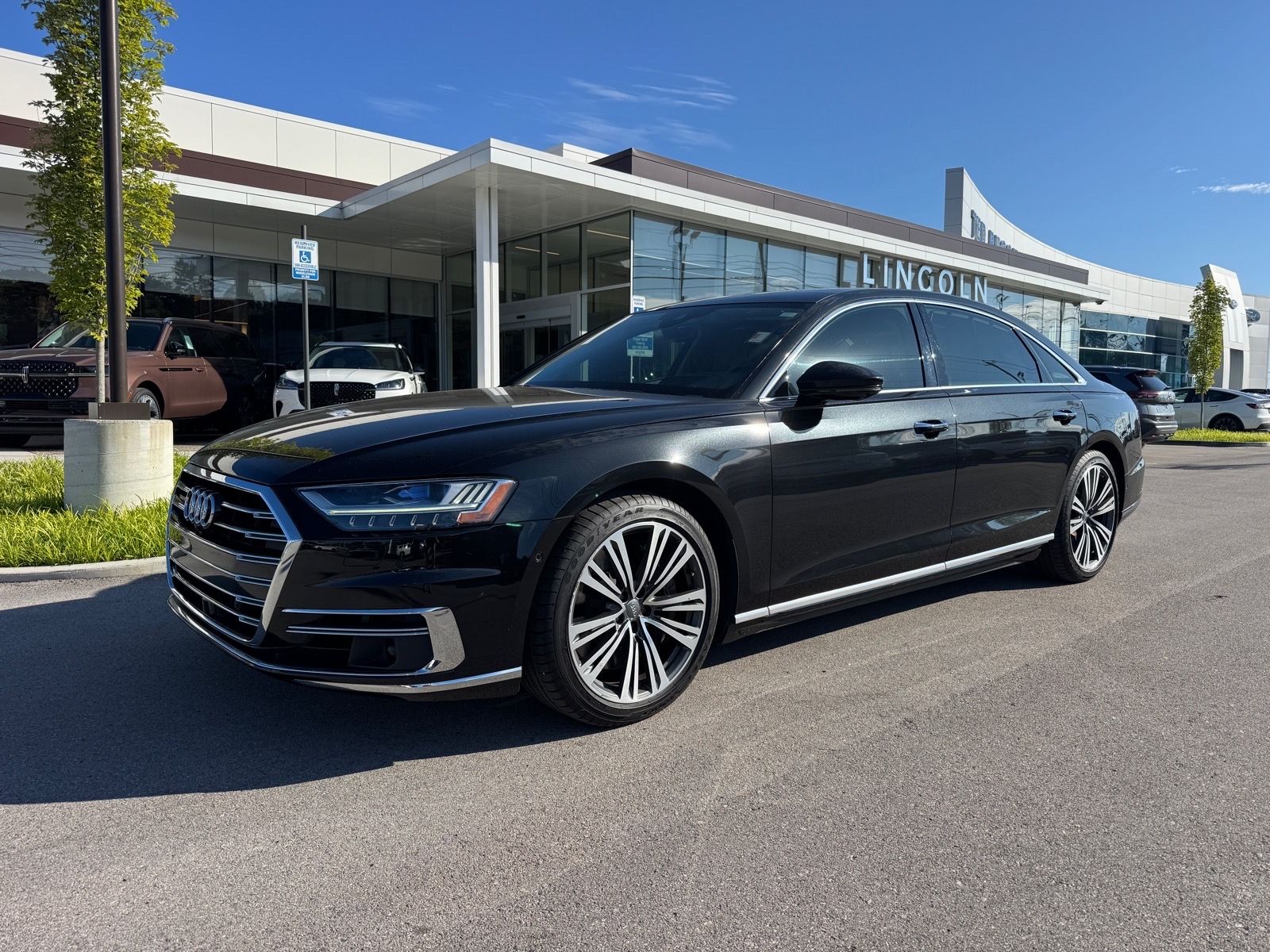 2019 Audi A8 L 60 TFSI quattro