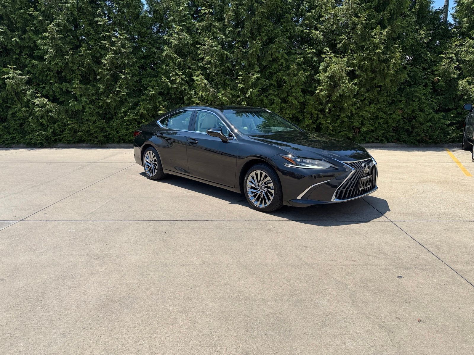 Black (Caviar) 2024 Lexus ES Sedan Front-Wheel Drive 8-Speed Automatic