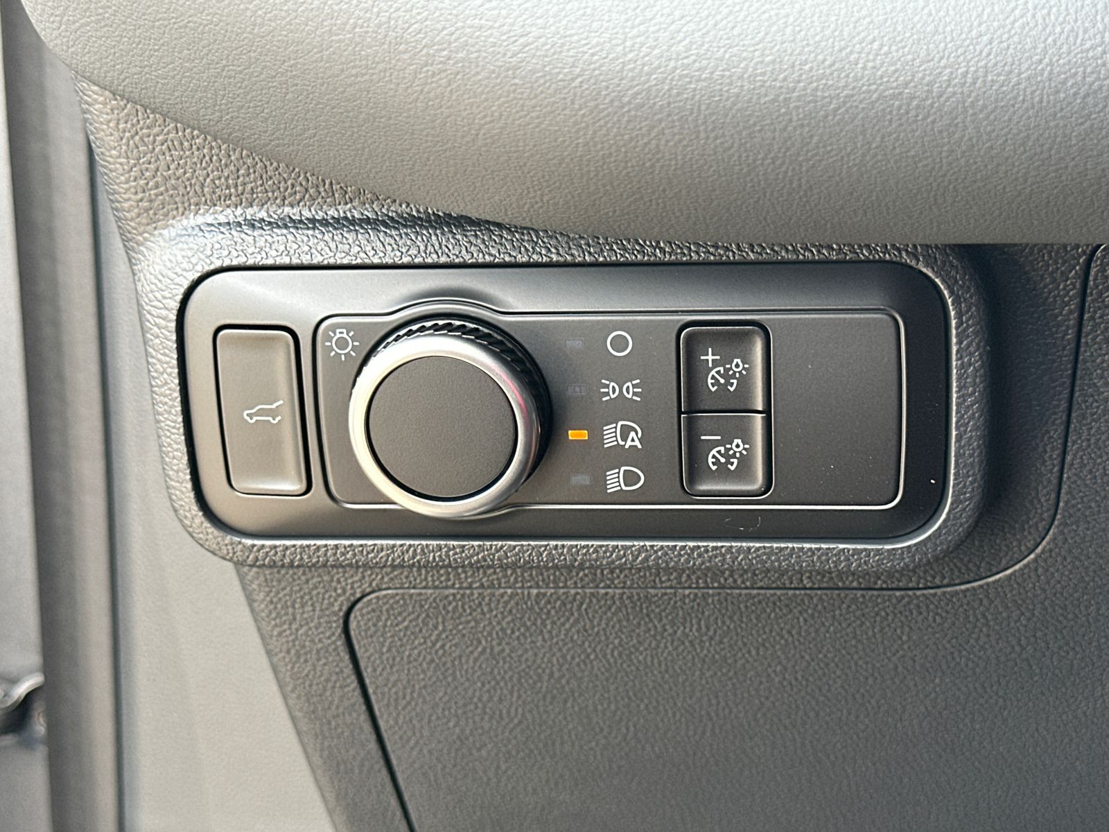 New 2026 Carbonized Gray Metallic Ford Active image 34