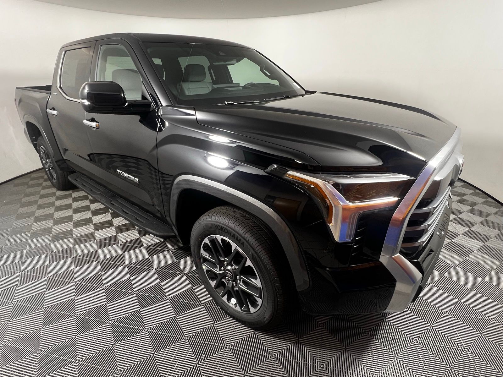 Thumbnail: 2026 Toyota Tundra - 3