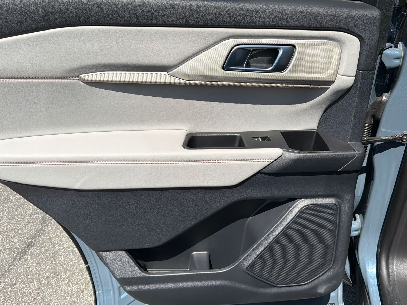 New 2026 Vapor Blue Metallic Ford Active image 23