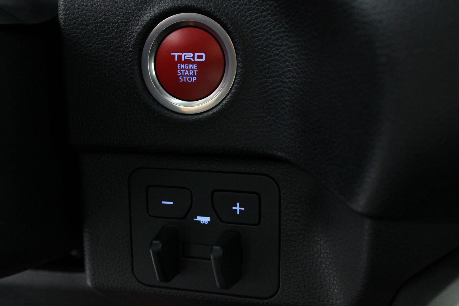 Used 2024 Silver Toyota SR5 image 22