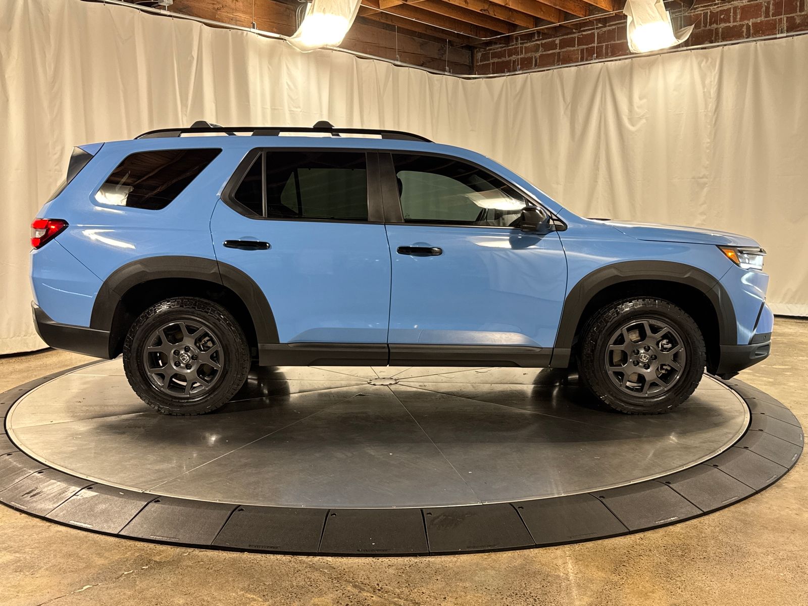 used 2023 Honda Pilot car, priced at $41,917