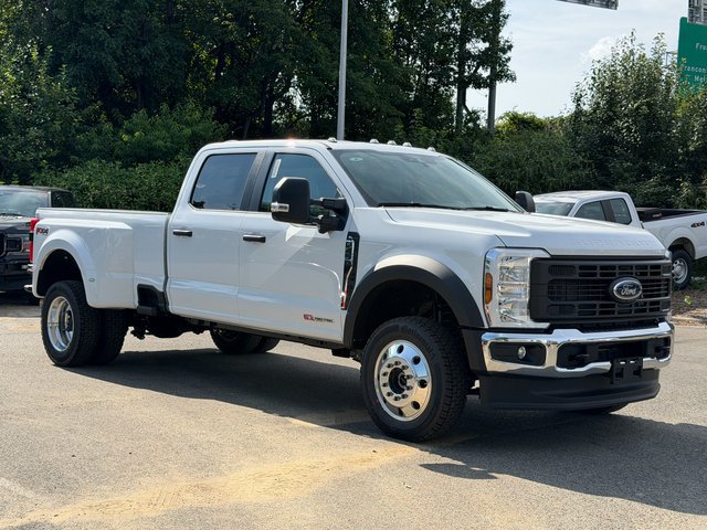 New 2026 Oxford White Ford XL image 2