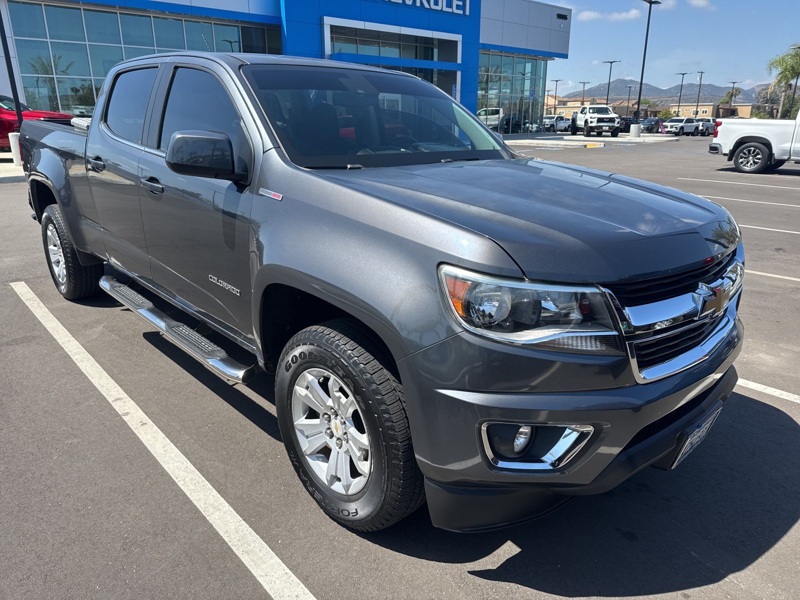 Cyber Gray Metallic 2016 Chevrolet Colorado LT Crew Cab RWD Pickup Truck 4X2 6-Speed Automatic