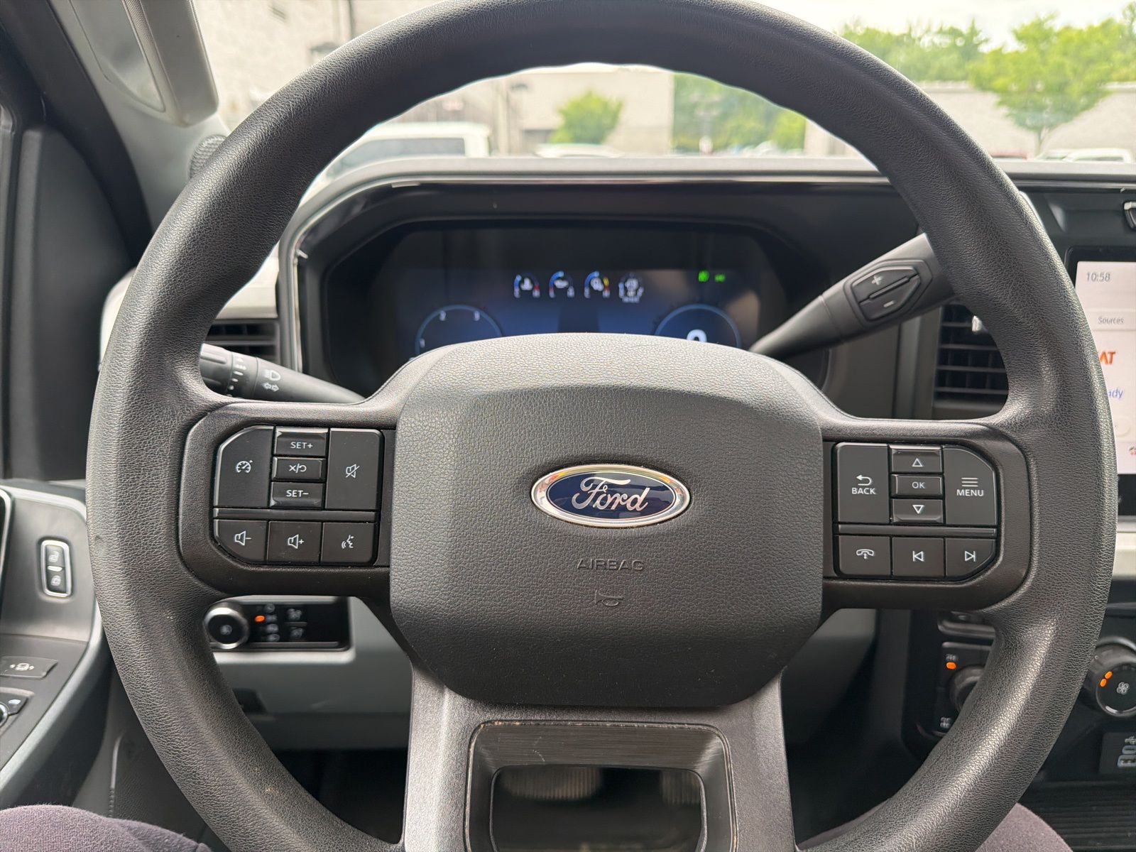Used 2023 Black Ford XLT image 18