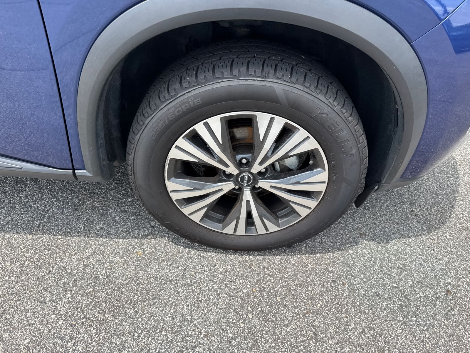 Used 2023 Blue Nissan SV image 12
