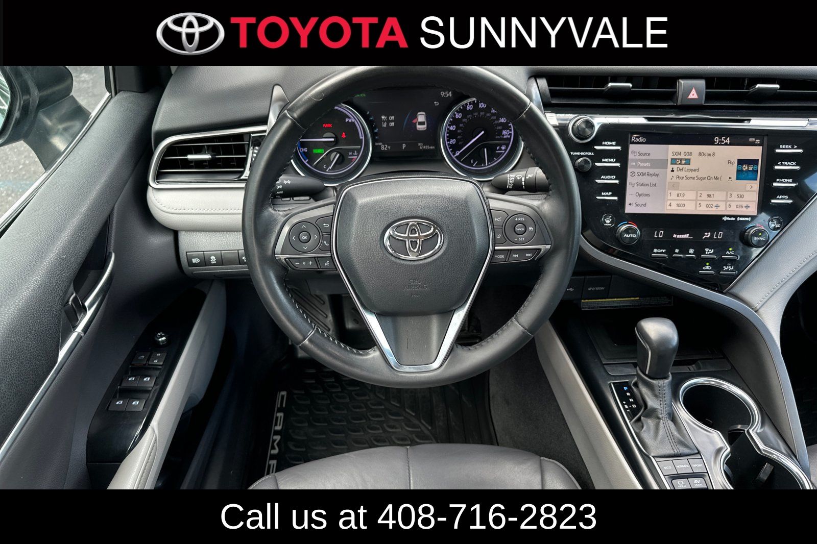 Used 2020 Toyota Camry Hybrid Sedan