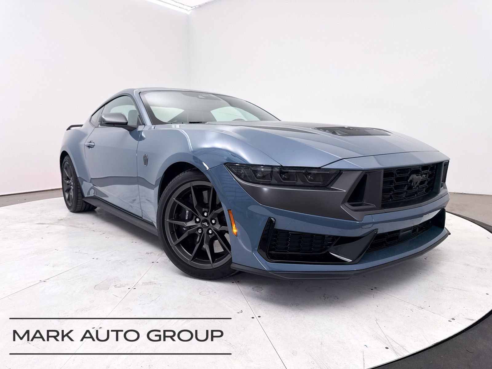 2025 Ford Mustang Dark Horse