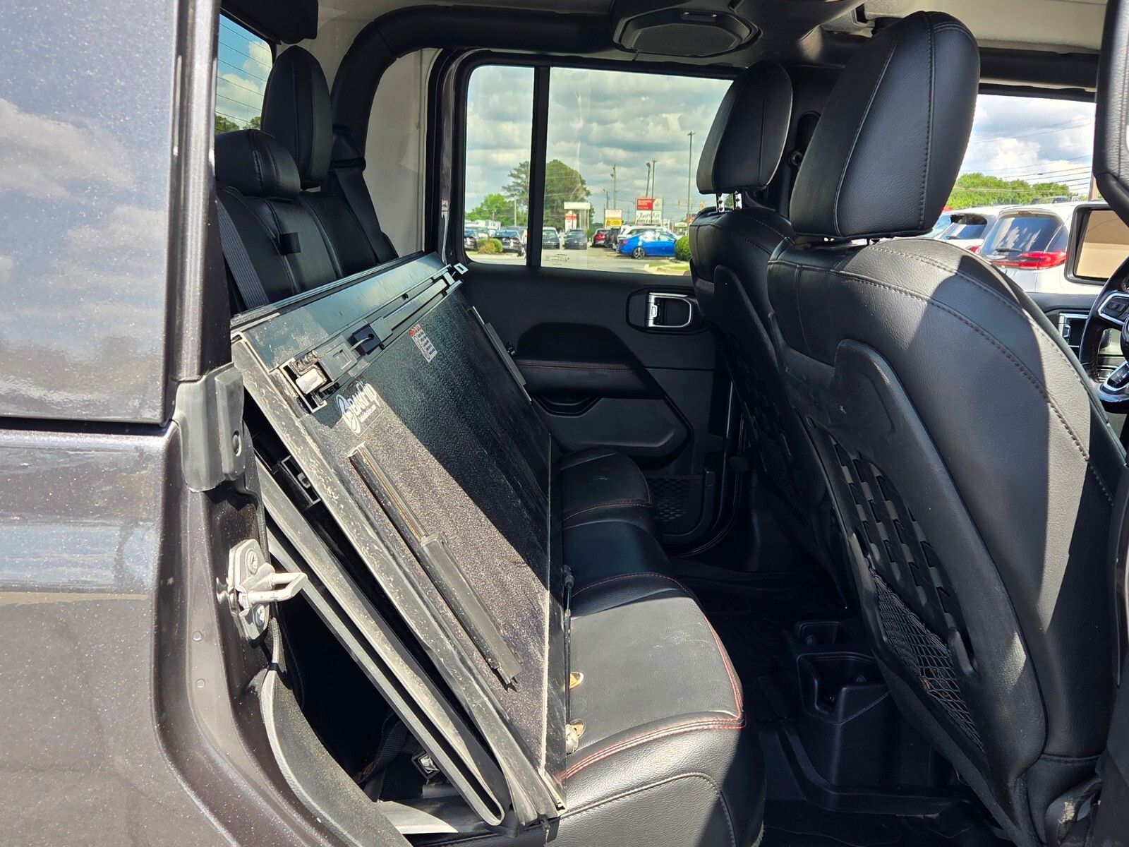 Used 2021 Gray Jeep Rubicon image 13