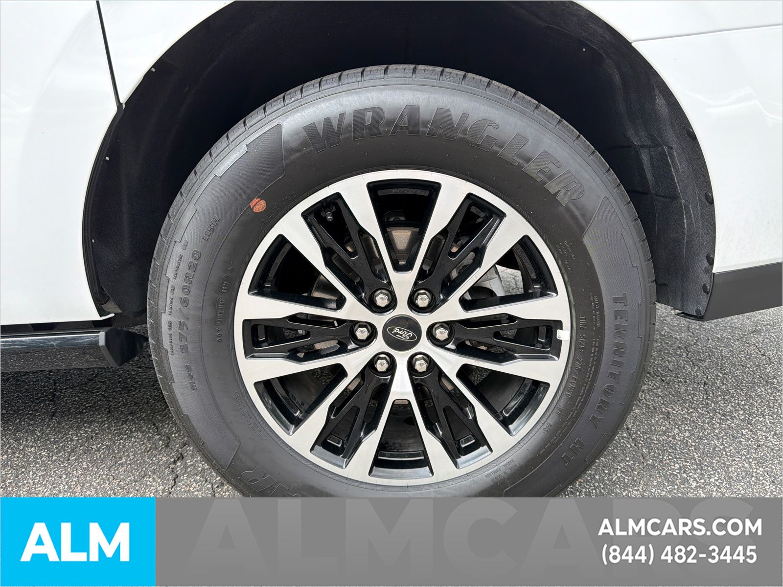 Used 2025 White Ford Platinum image 23