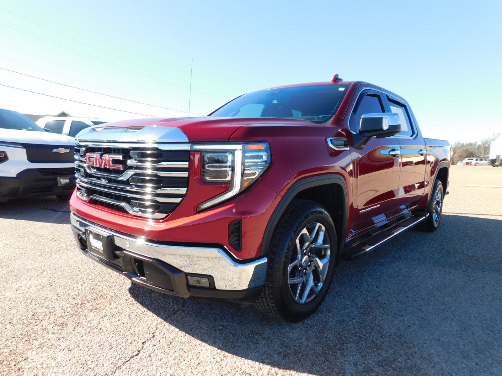 2022 GMC Sierra 1500 SLT 4