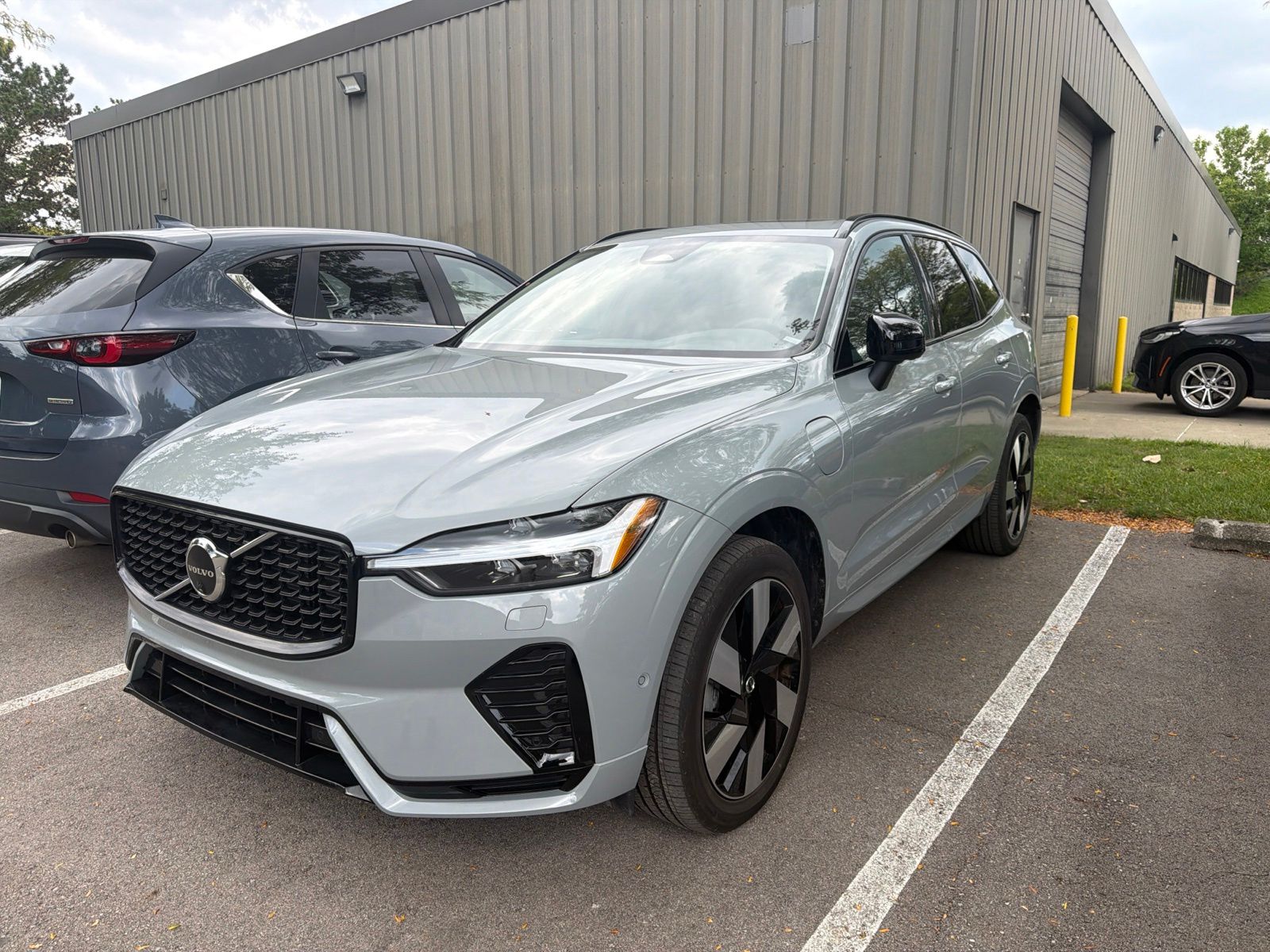 Gray Metallic 2024 Volvo XC60 SUV / Crossover All-Wheel Drive Automatic