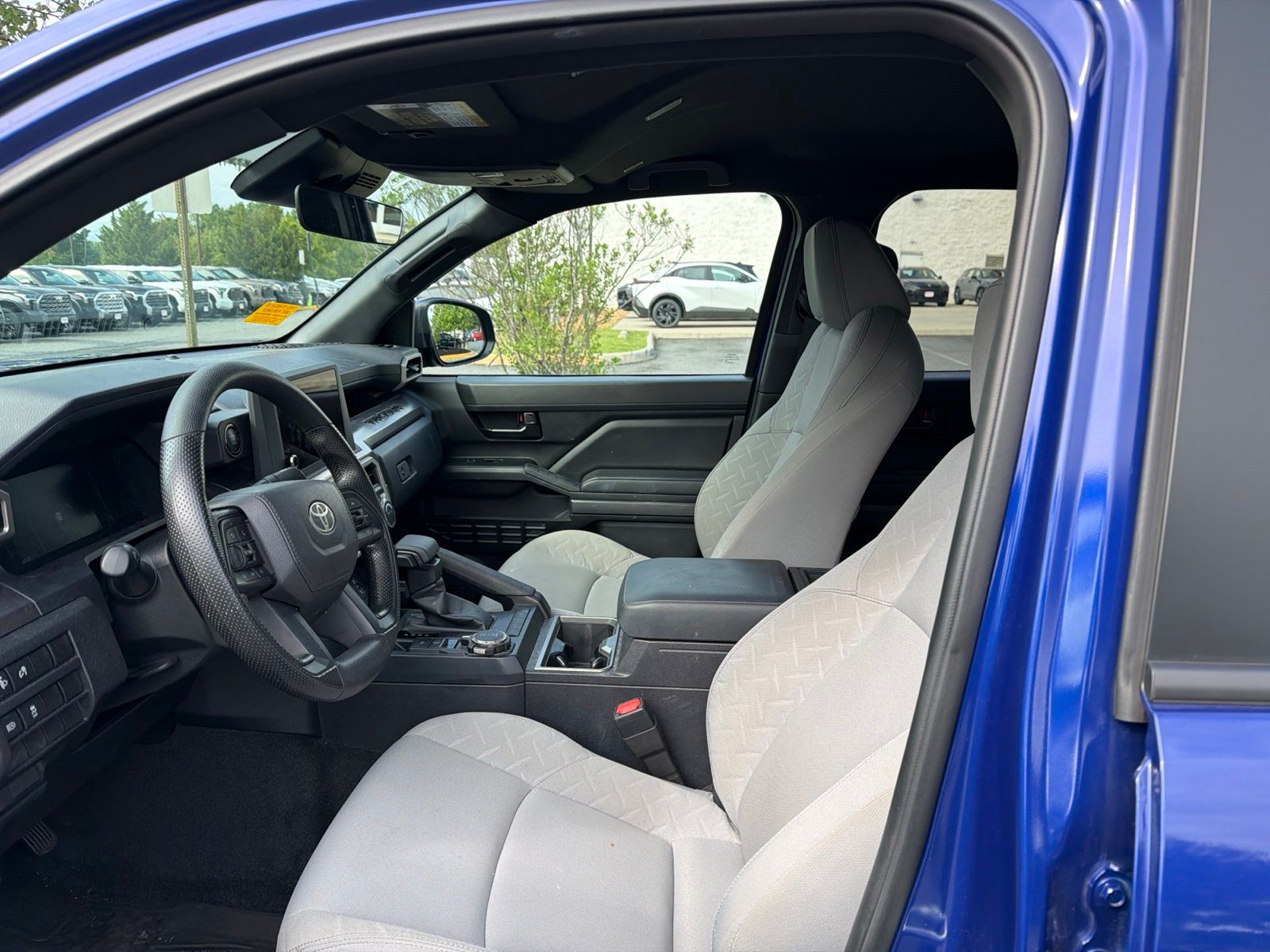 Used 2025 Blue Toyota SR5 image 6