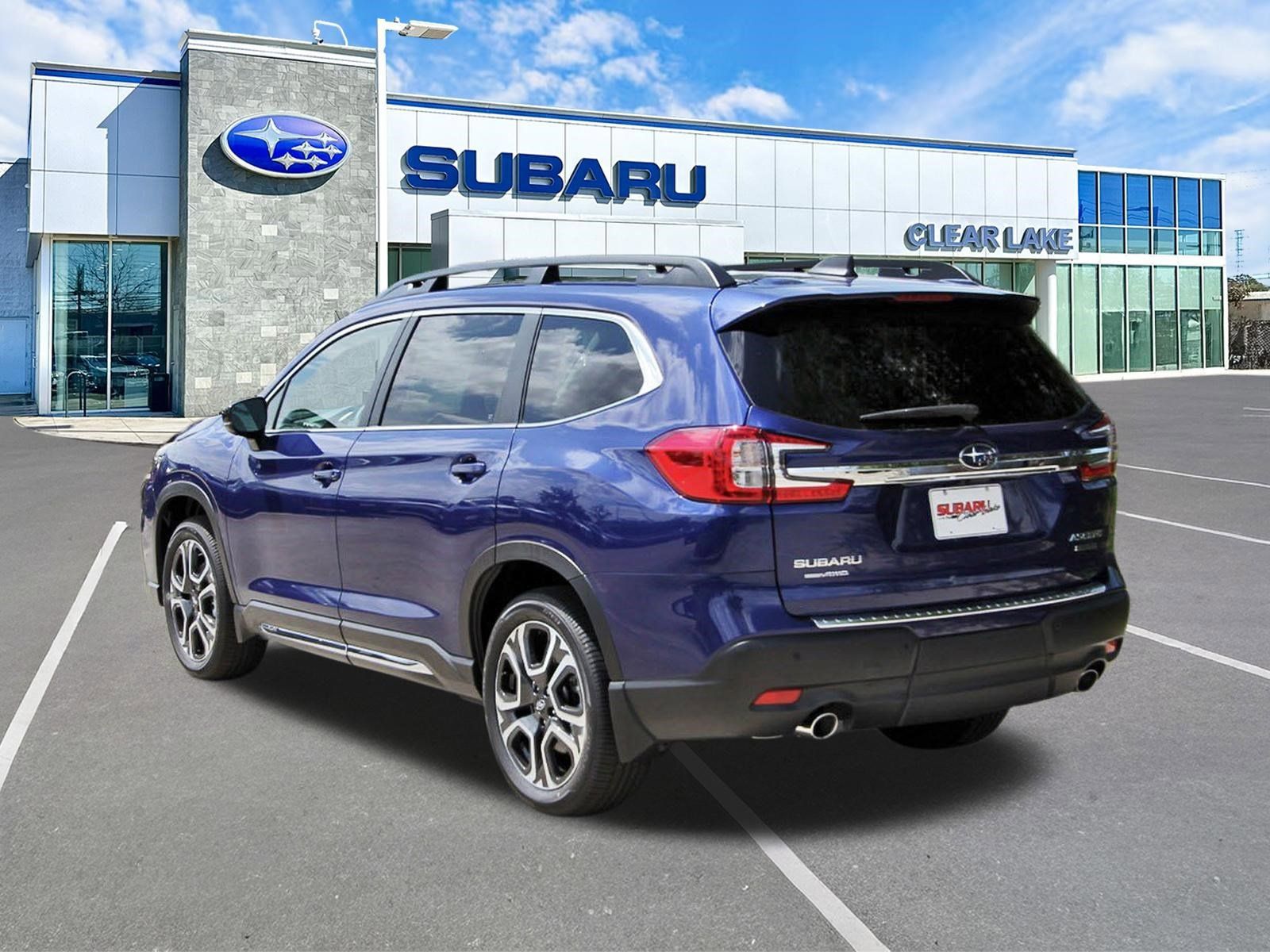 View vehicle photo 3