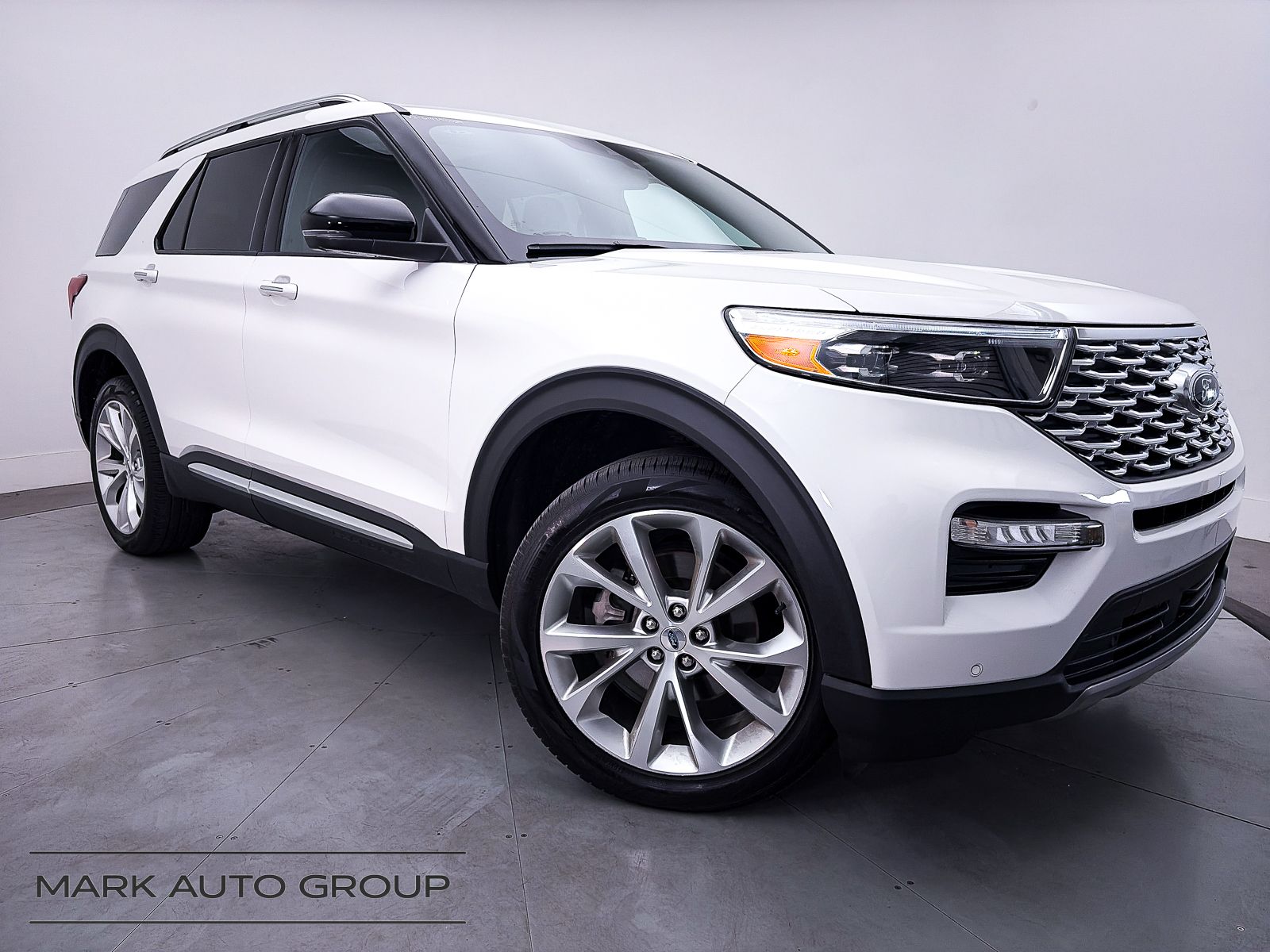 2023 Ford Explorer Platinum